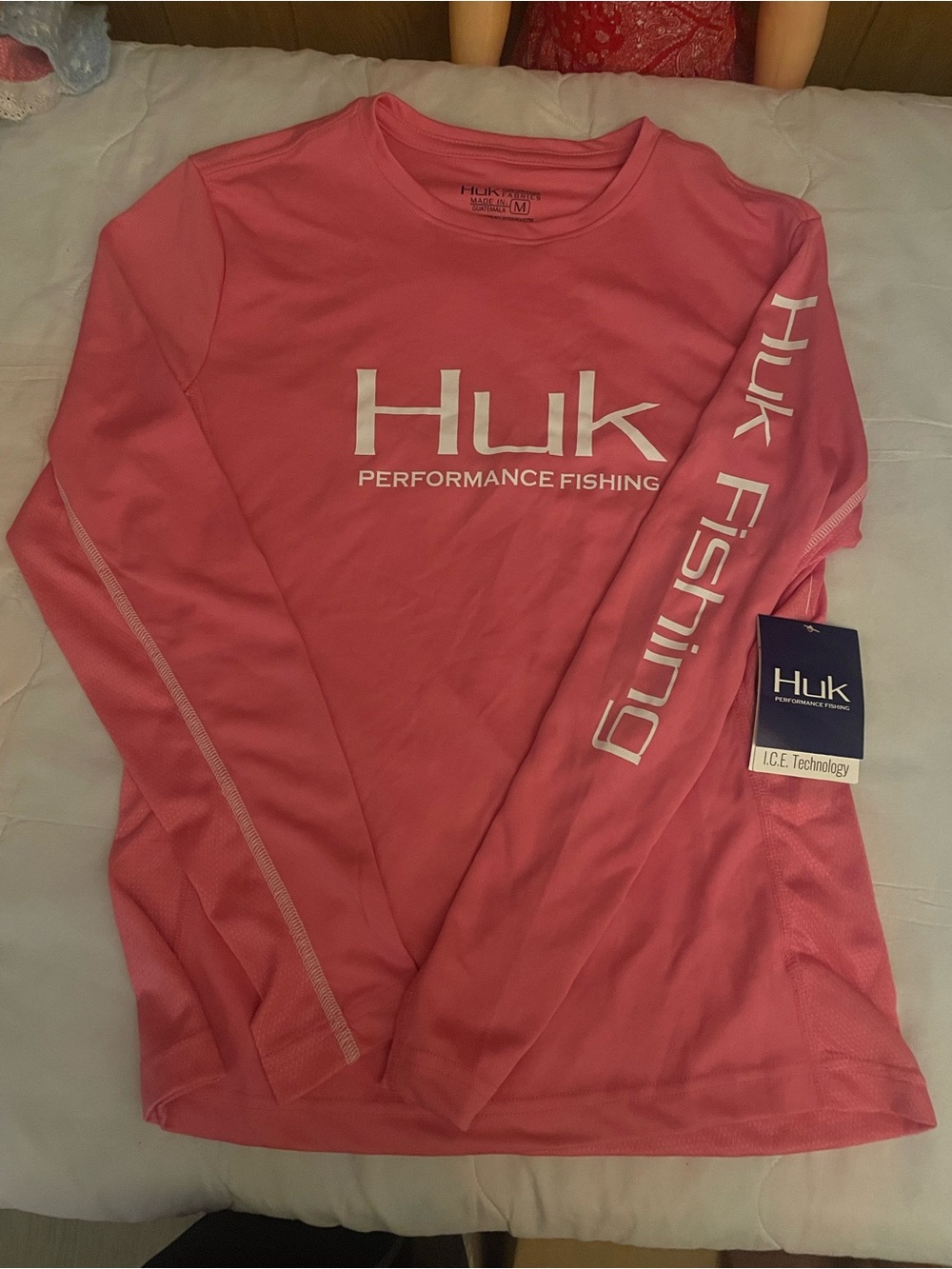 Huk Performance Fishing women’s Pink Long-Sleeve Shirt